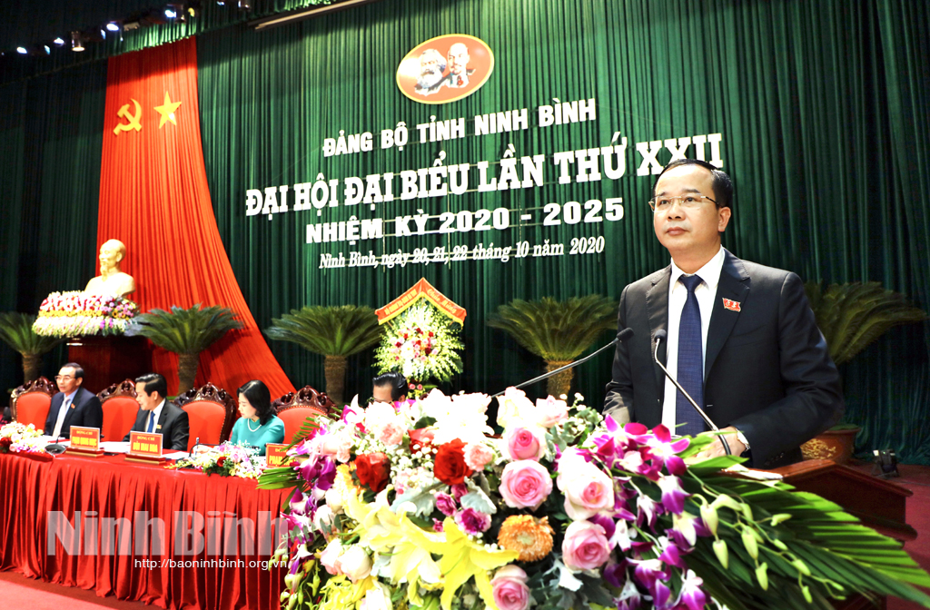 Đại hội đại biểu Đảng bộ tỉnh lần thứ XXII tiếp tục phần tham luận tại hội trường