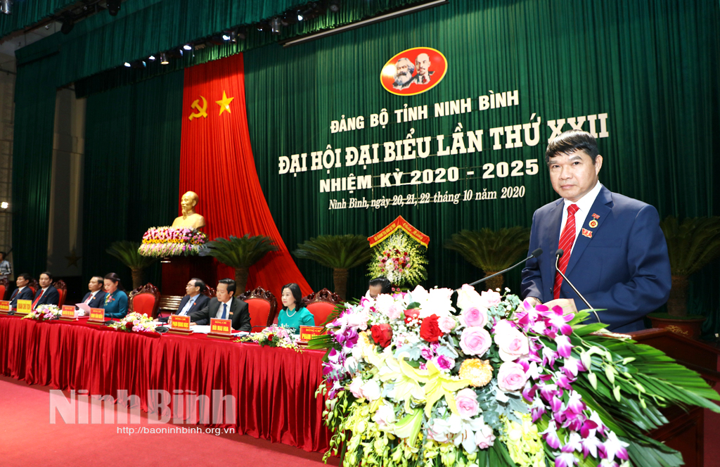Đại hội đại biểu Đảng bộ tỉnh lần thứ XXII tiếp tục phần tham luận tại hội trường