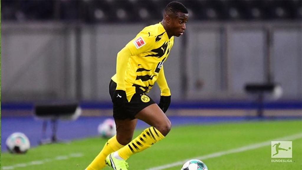 Bundesliga vòng 8 Erling Haaland Youssoufa Moukoko đi vào lịch sử