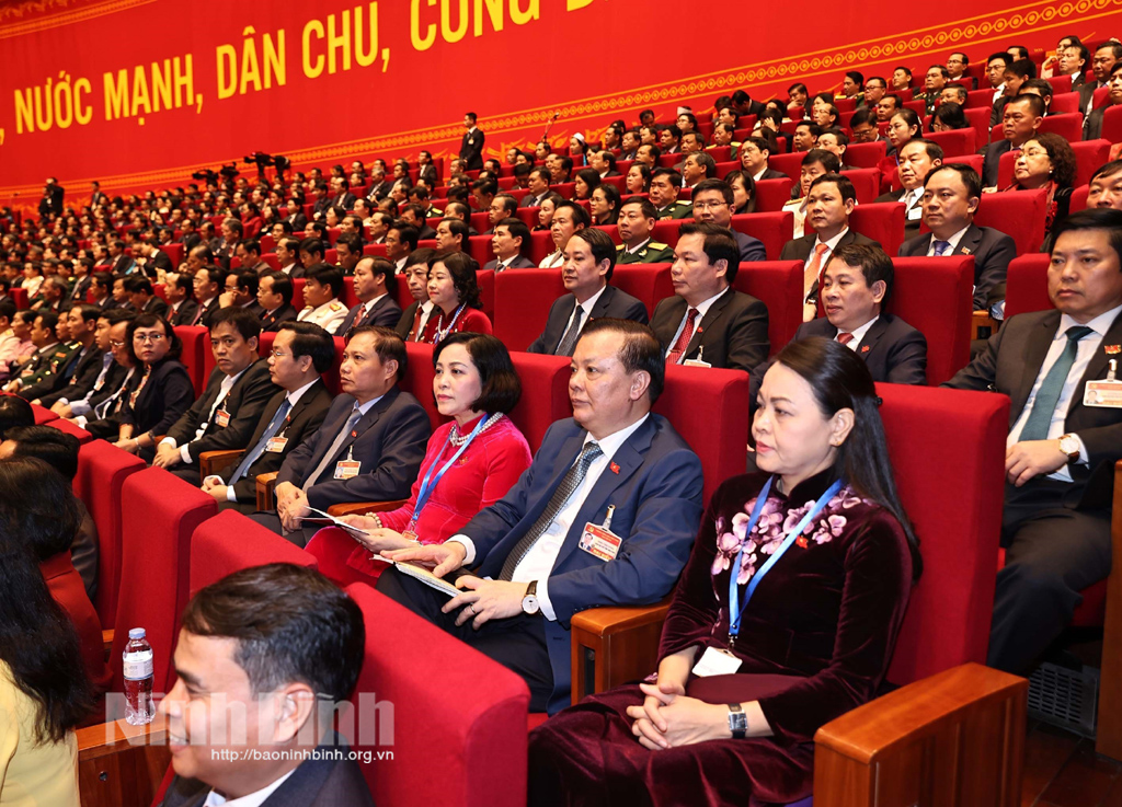 Phiên trù bị đại hội
