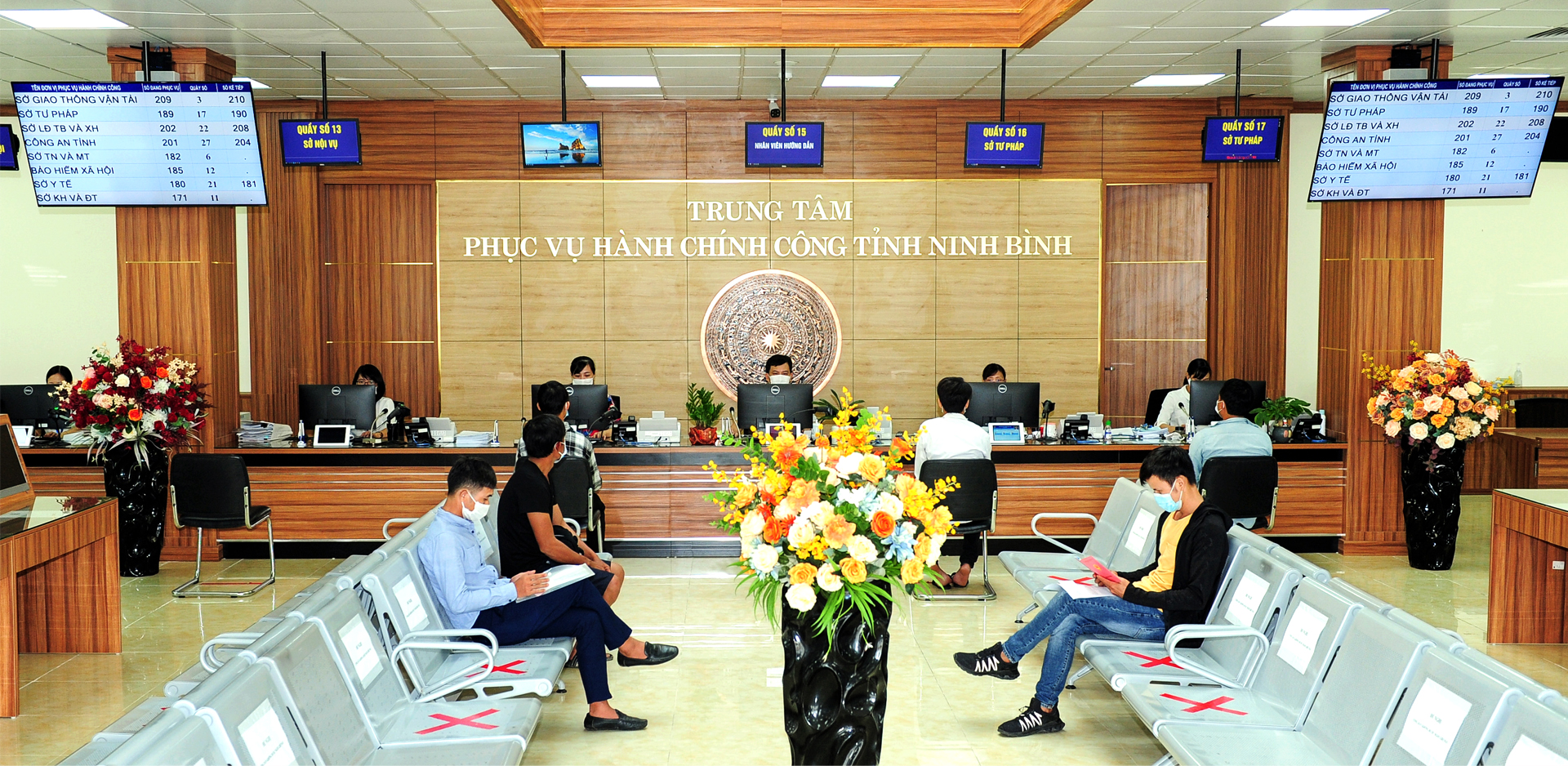 eMagazine Dịch vụ công trực tuyến mức độ 4 Cung cấp dịch vụ chất lượng phục vụ xã hội