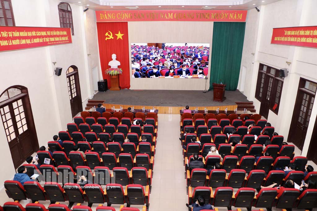 Hội nghị cán bộ toàn quốc quán triệt triển khai kết luận và quy định của Trung ương về công tác xây dựng chỉnh đốn Đảng