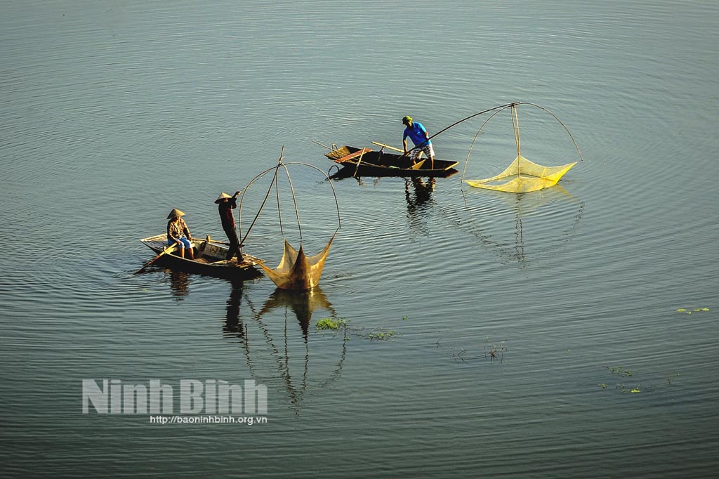 Phụ nữ đồng chiêm