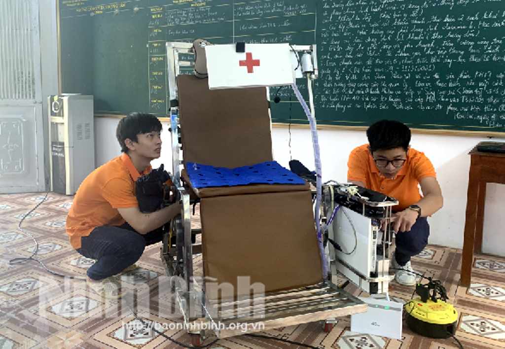 Về dự án đạt giải nhất cuộc thi KHKT quốc gia của học sinh trường THPT Hoa Lư A
