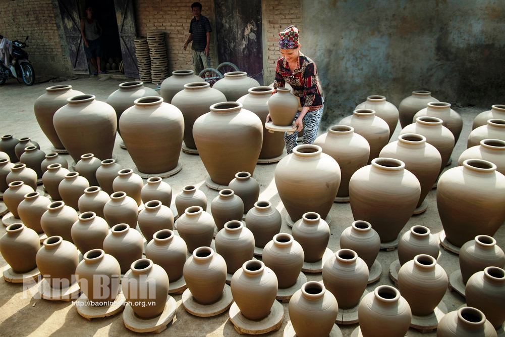 Làng nghề gốm Gia Thủy