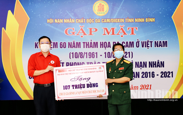 Gặp mặt kỷ niệm 60 năm thảm họa da cam ở Việt Nam
