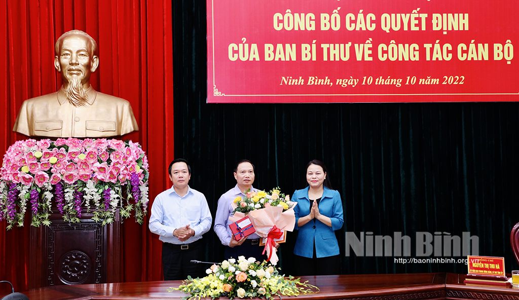Thông báo nhanh kết quả Hội nghị Trung ương 6 và công bố các quyết định của Ban Bí thư về công tác cán bộ