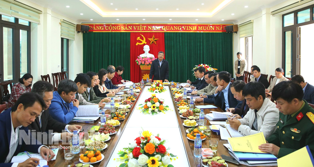 Thẩm định hồ sơ và mức độ đạt chuẩn NTM nâng cao kiểu mẫu tại huyện Nho Quan