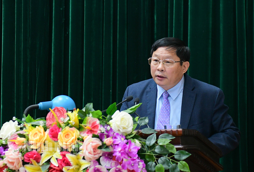 Kỳ họp thứ mười HĐND tỉnh khóa XV Nghe các báo cáo tờ trình