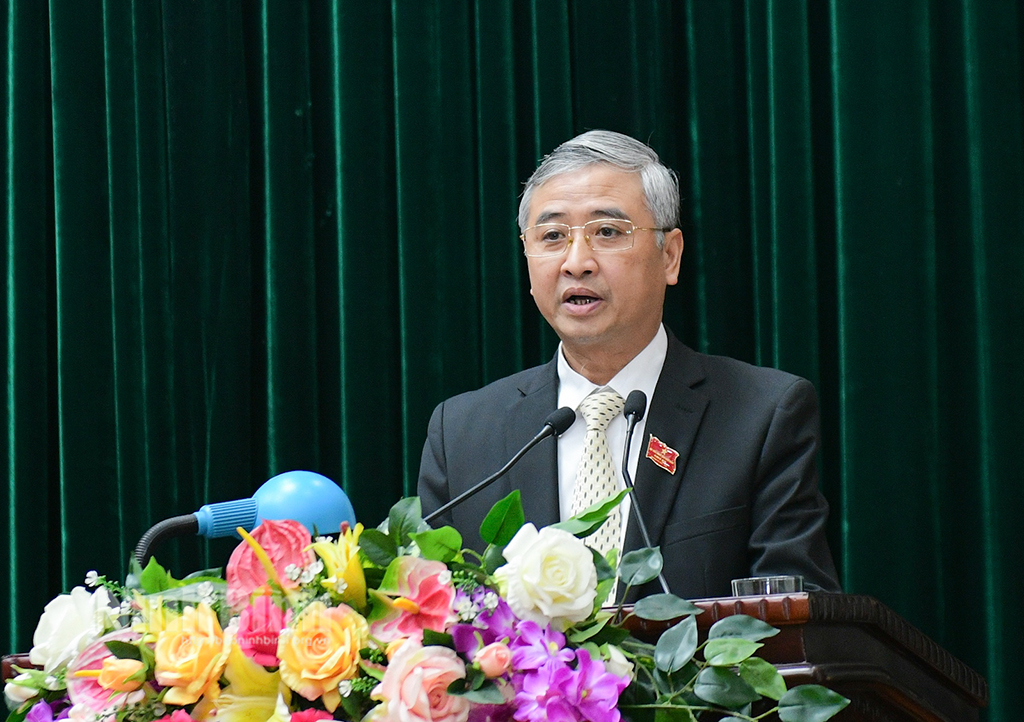 Kỳ họp thứ mười HĐND tỉnh khóa XV Nghe các báo cáo tờ trình