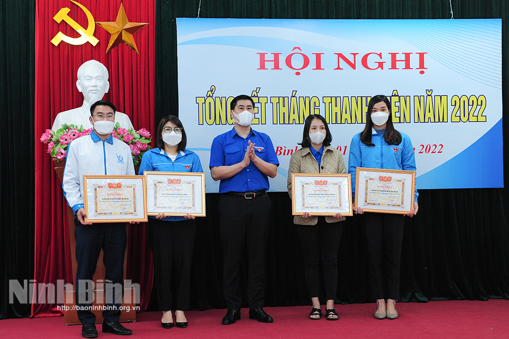 Sơ kết công tác Đoàn và phong trào thanh thiếu nhi quý I