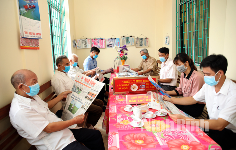 Lan tỏa tình yêu với sách