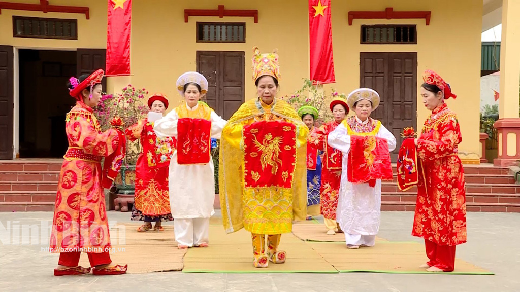 Tích cực chuẩn bị cho Lễ hội Hoa Lư