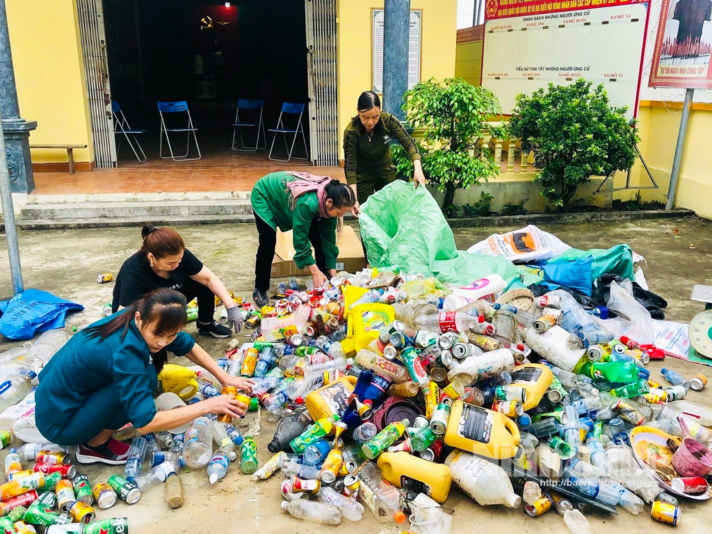 Phụ nữ góp sức bảo vệ môi trường
