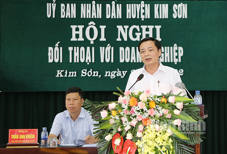 Lãnh đạo UBND huyện Kim Sơn đối thoại với doanh nghiệp
