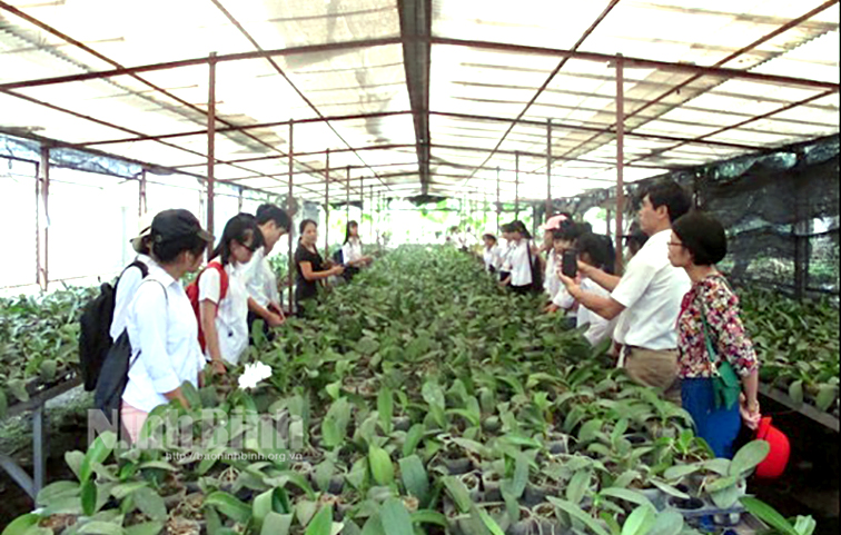 Người thầy có nhiều đóng góp cho ngôi trường THPT miền núi