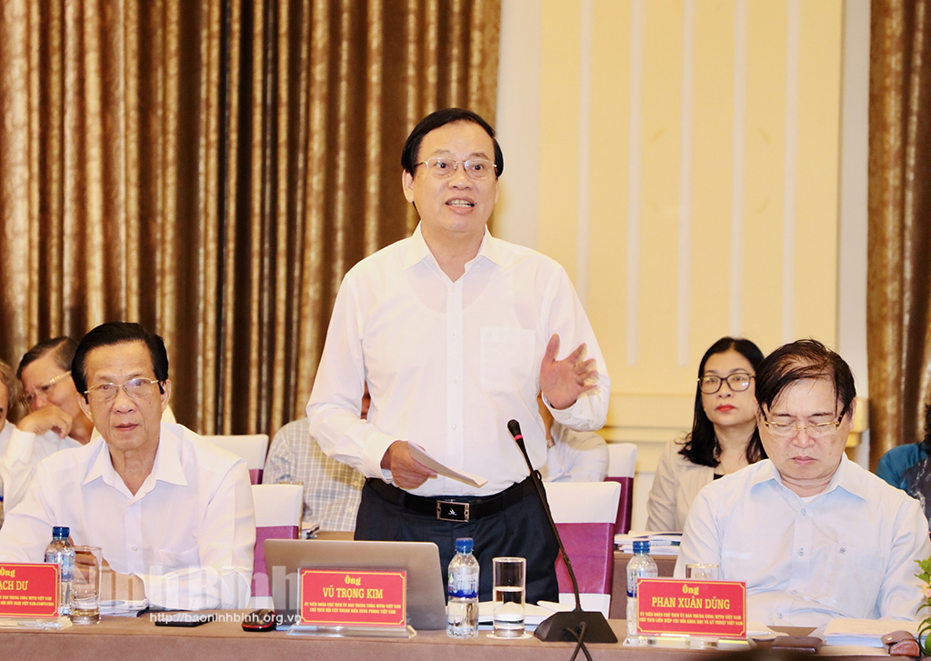 Hội nghị lần thứ mười ba Đoàn Chủ tịch Ủy ban Trung ương MTTQ Việt Nam khóa IX mở rộng