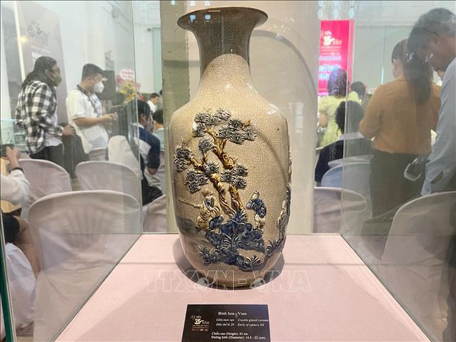 TP Hồ Chí Minh trưng bày hơn 150 hiện vật cổ và hiện đại về mỹ thuật