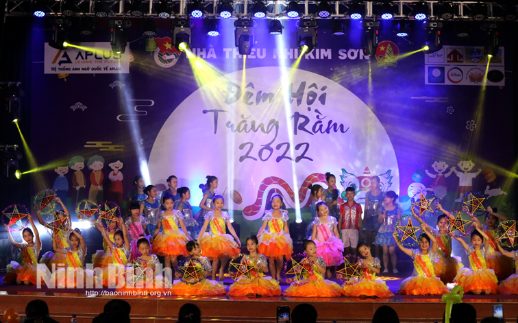 Kim Sơn tổ chức Đêm hội trăng rằm năm 2022