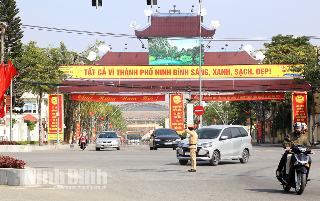 Hoa Lư đảm bảo an ninh trật tự tại các khu du lịch dịp lễ hội đầu xuân