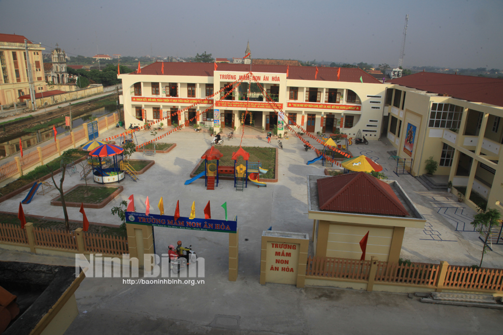 Kim Sơn huyện miền biển đạt chuẩn nông thôn mới