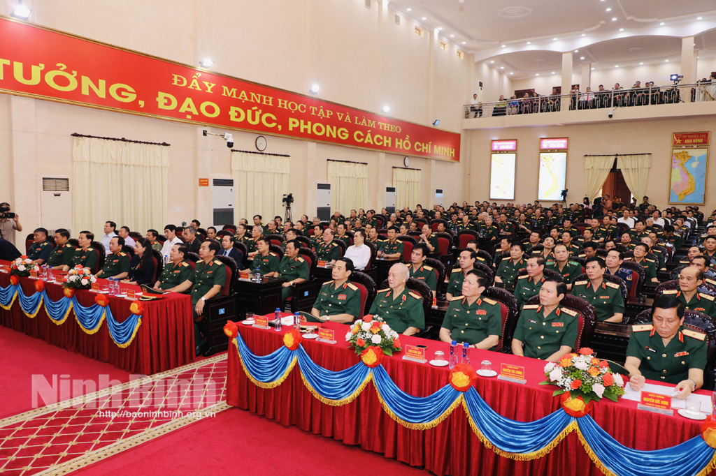 Quân đoàn 1 đón nhận Huân chương Bảo vệ Tổ quốc hạng Nhất
