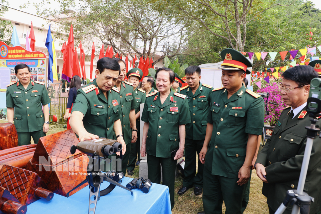 Quân đoàn 1 đón nhận Huân chương Bảo vệ Tổ quốc hạng Nhất