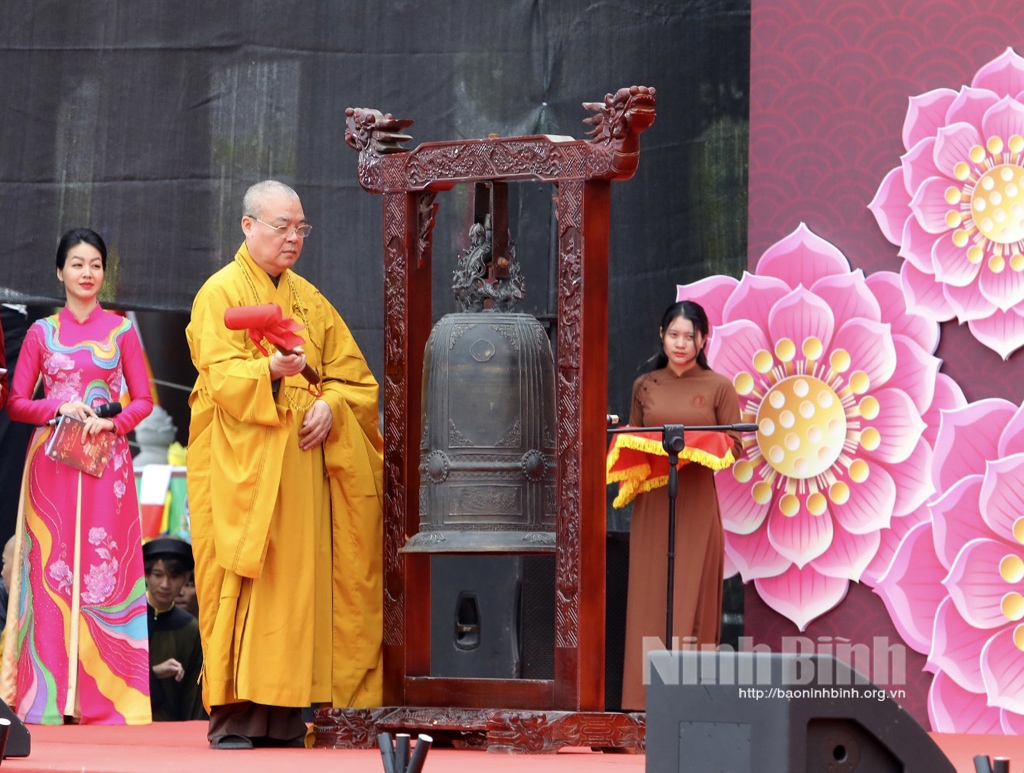 Hội Xuân chùa Tam Chúc chính thức khai hội