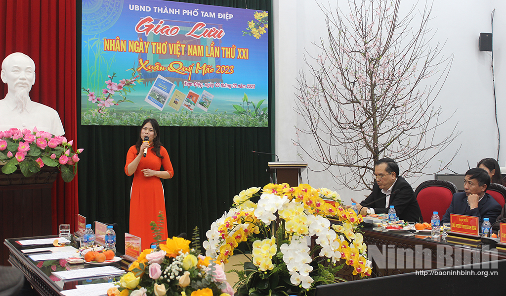 Tổ chức các hoạt động nhân Ngày thơ Việt Nam