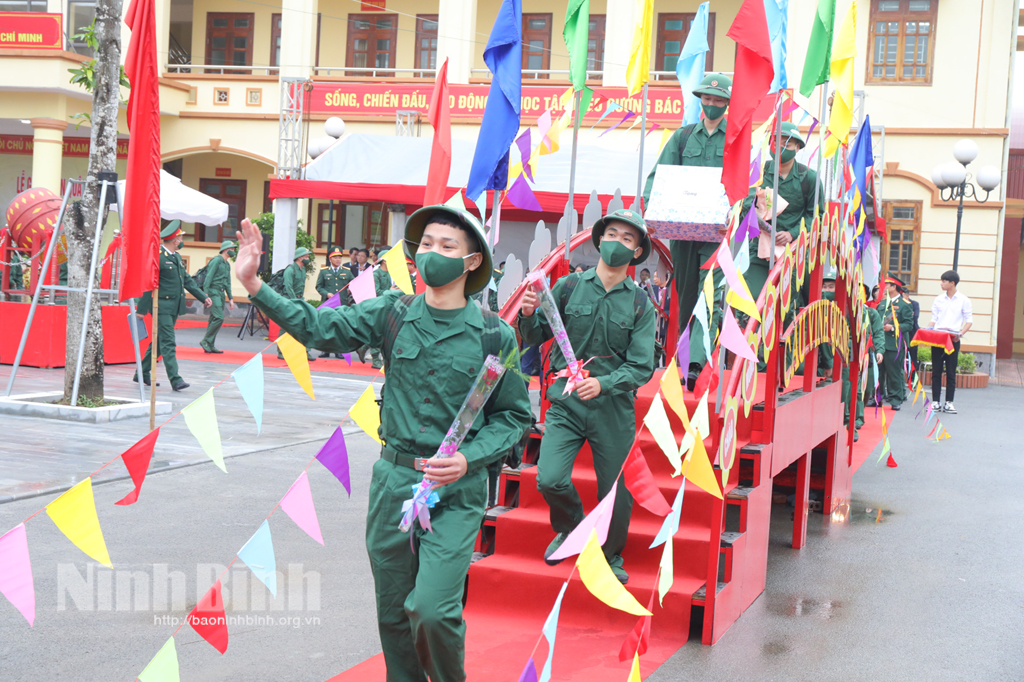 Ninh Bình tưng bừng ngày hội tòng quân năm 2023