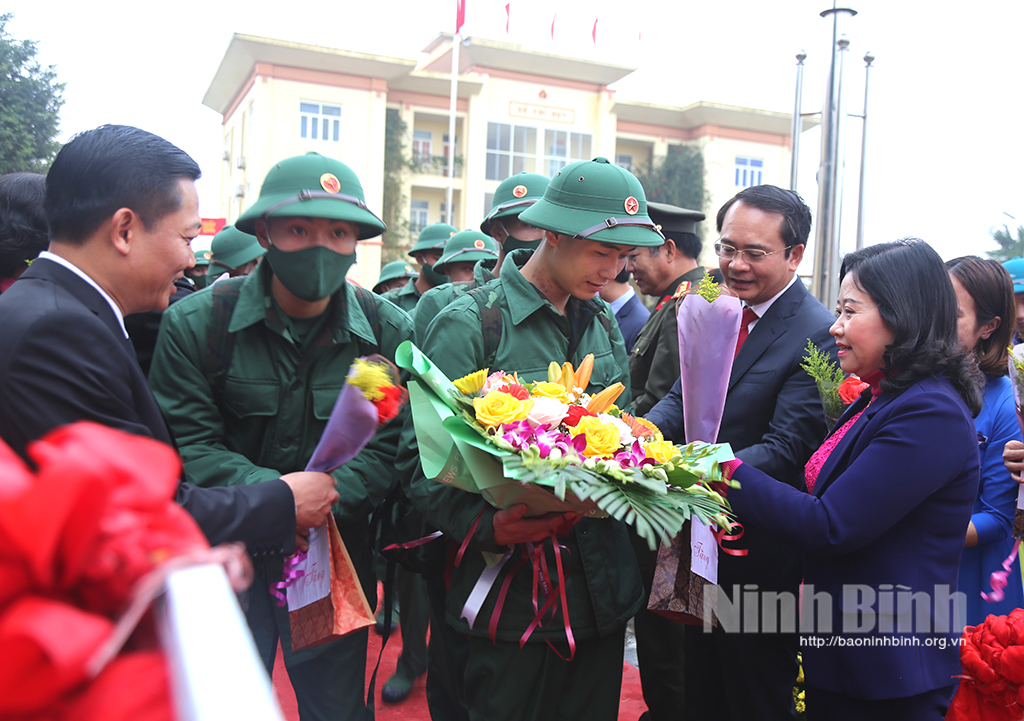 Ninh Bình tưng bừng ngày hội tòng quân năm 2023
