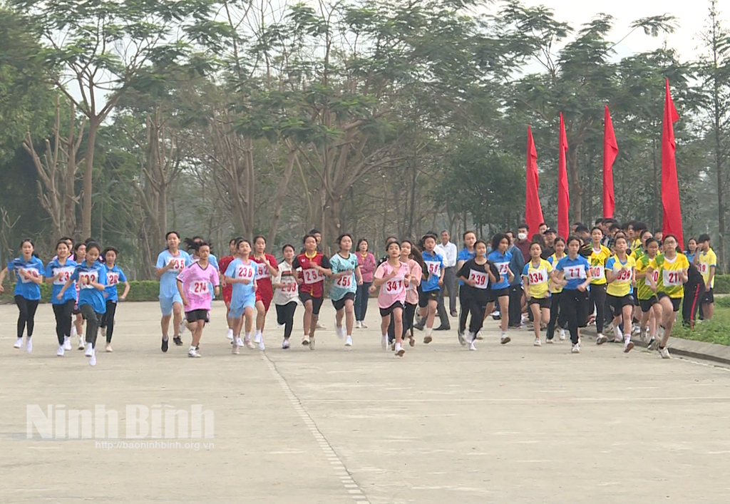 Các địa phương hưởng ứng Ngày chạy Olympic vì sức khỏe toàn dân