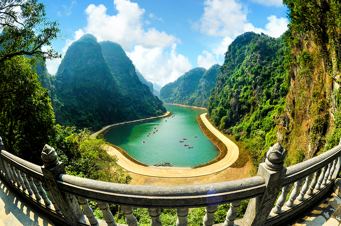 emagazine Ninh Bình cần một cơ chế đặc thù để đảm đương tốt sứ mệnh gìn giữ bảo tồn di sản và biến di sản thành động lực phát triển kinh tế xã hội