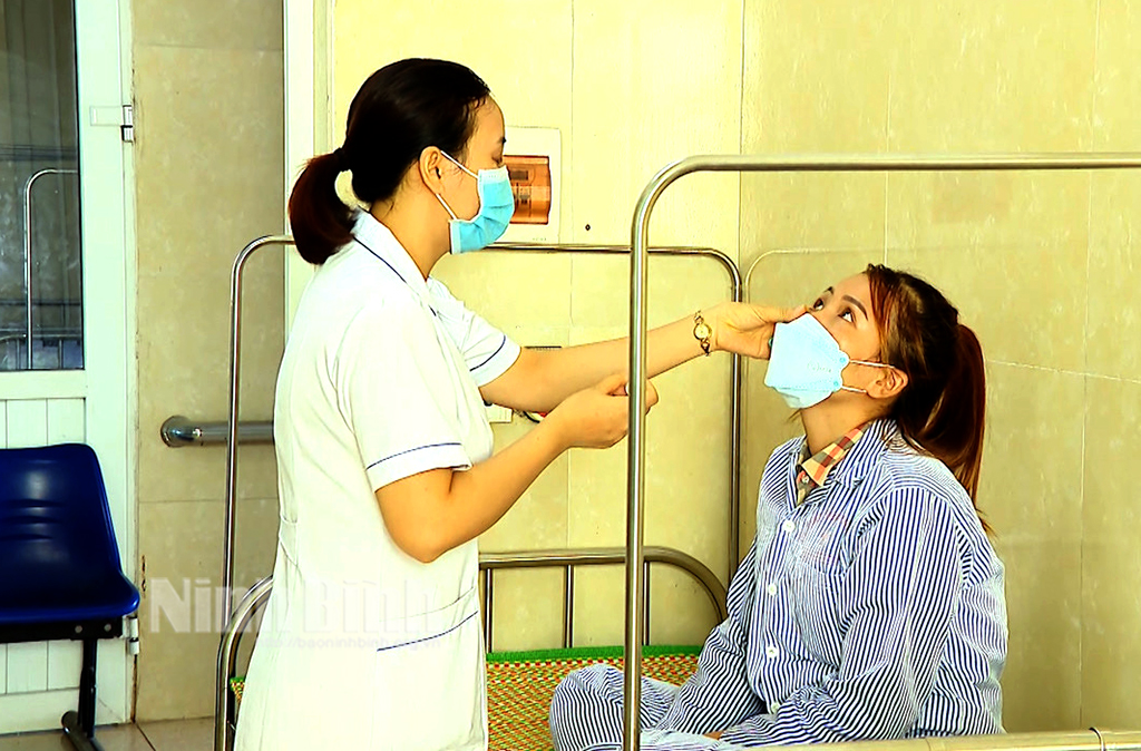 Gia tăng dịch đau mắt đỏ trong các trường học