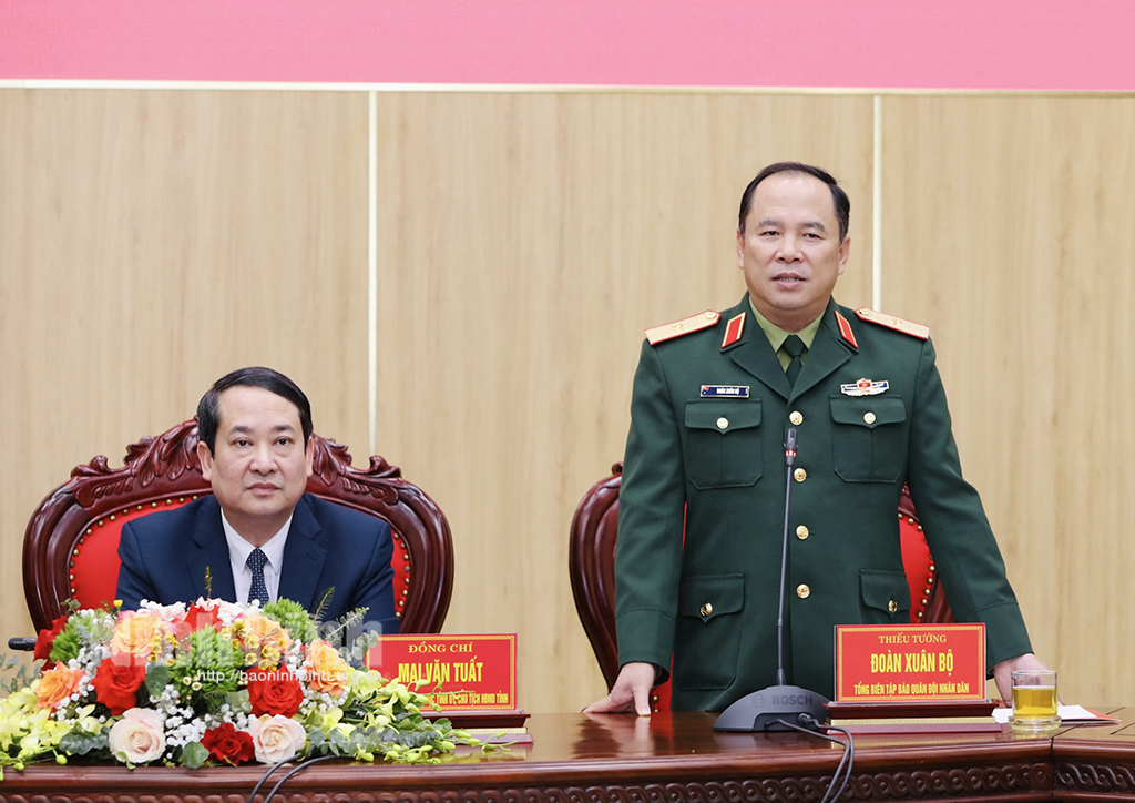 Ký kết Chương trình phối hợp tuyên truyền giữa tỉnh Ninh Bình và Tạp chí Cộng sản Báo Quân đội Nhân dân giai đoạn 20242025