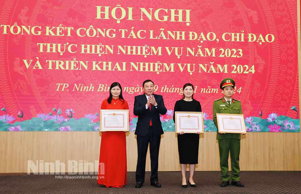 Thành ủy Ninh Bình triển khai nhiệm vụ trọng tâm năm 2024