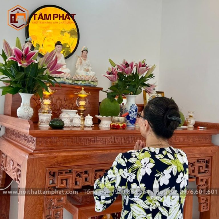 Bàn thờ gia tiên và những lưu ý khi thờ ông bà tổ tiên tại nhà QC