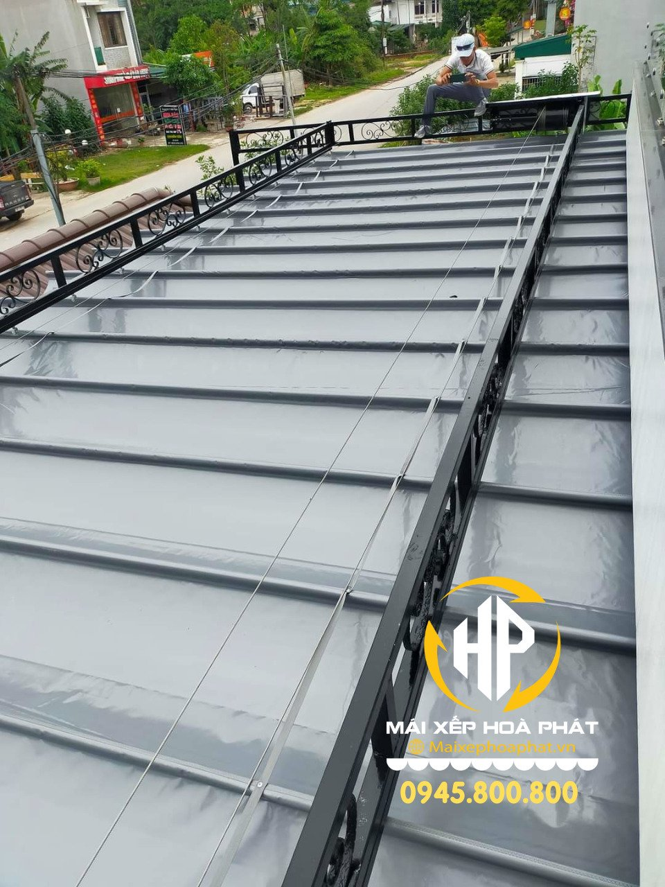 Lắp đặt mái xếp Giải pháp hoàn hảo cho không gian sống QC