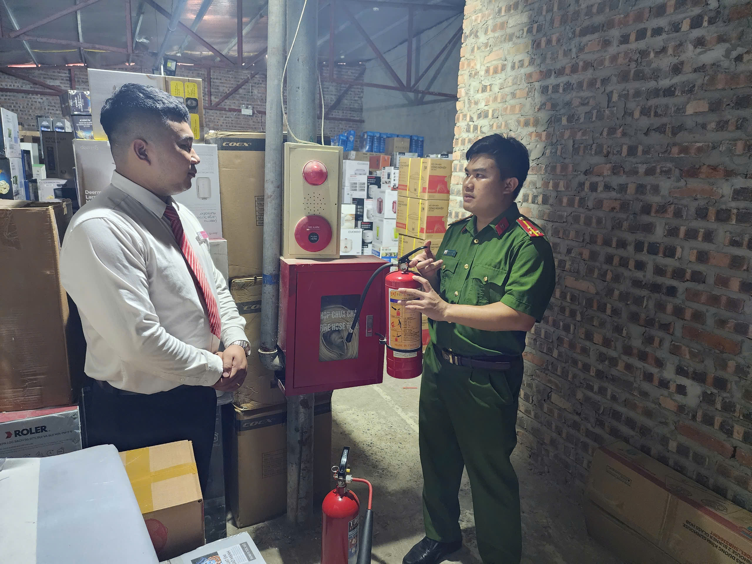 Emagazine Chủ động các giải pháp đảm bảo an toàn PCCC tại các cơ sở sản xuất kinh doanh