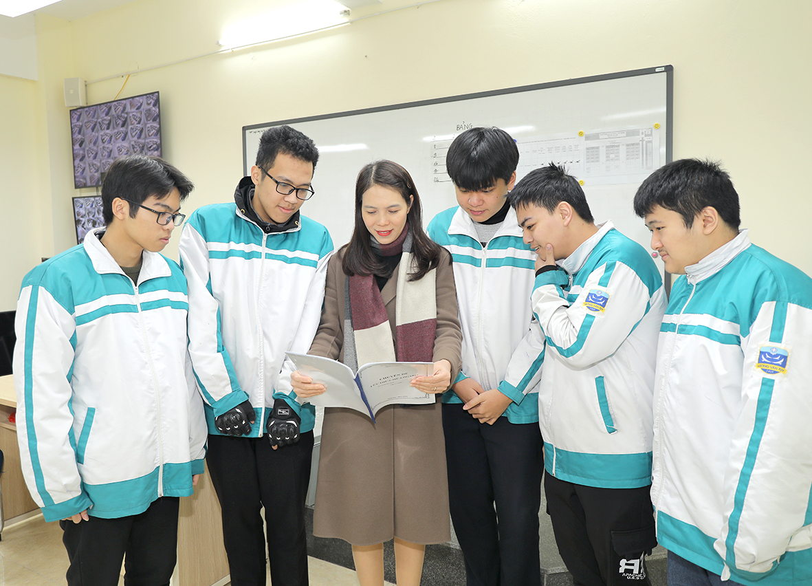 emagazine Một mùa vàng bội thu của học sinh giỏi Quốc gia Ninh Bình