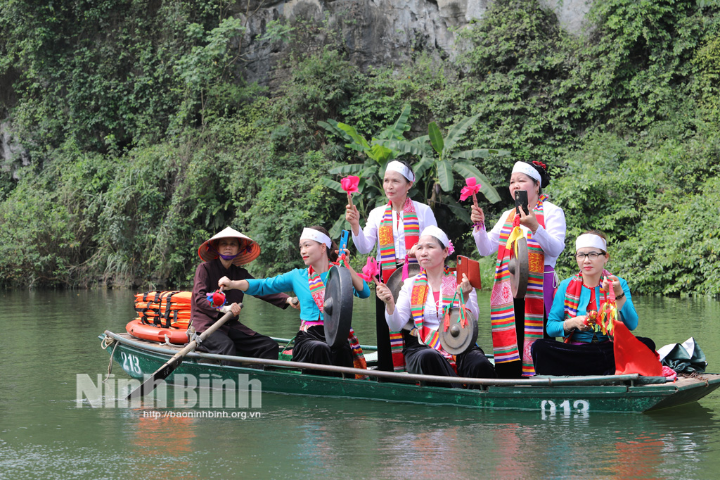 Trang An Festival 2024 opens in Ninh Binh