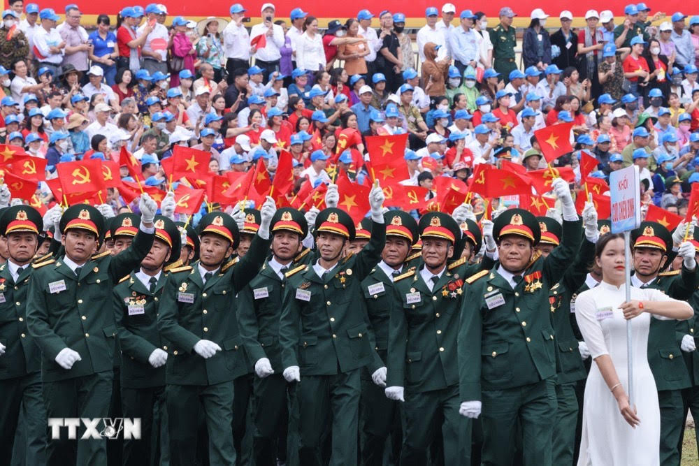 Hào hùng Lễ diễu binh diễu hành kỷ niệm 70 năm Chiến thắng Điện Biên Phủ