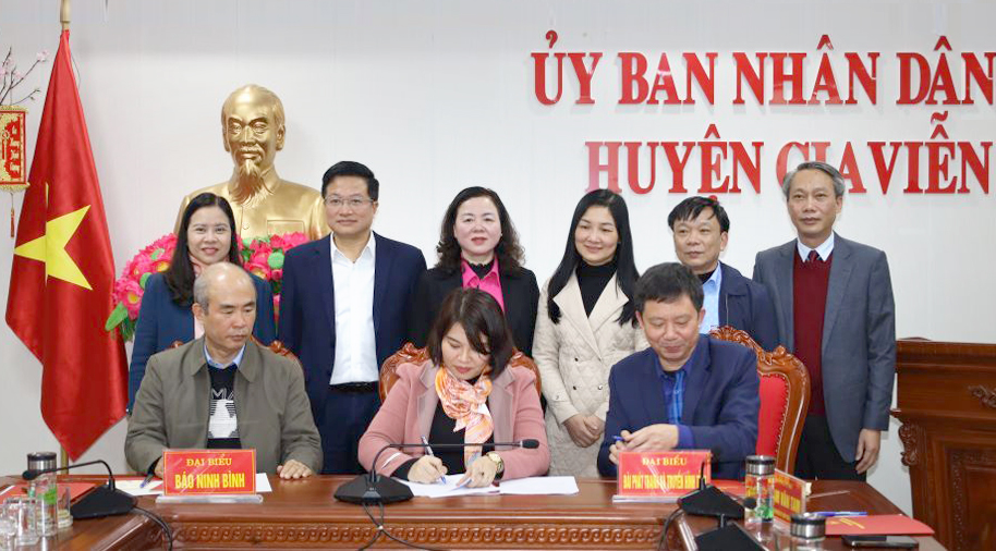 Emagazine Báo chí Ninh Bình tích cực đổi mới để thích ứng với xu thế làm báo hiện đại