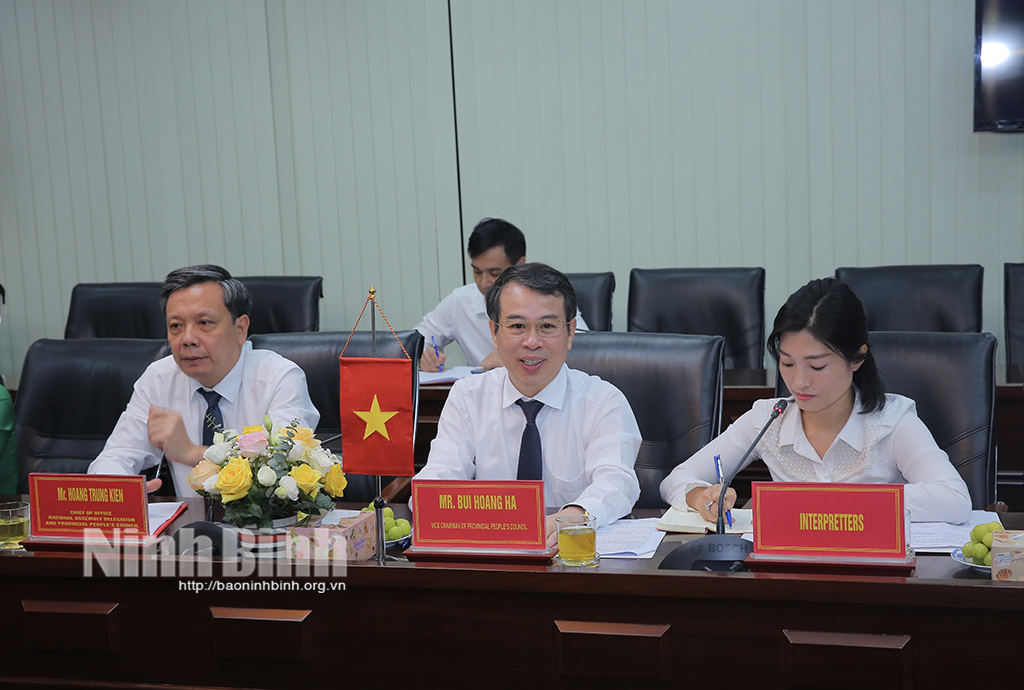 Đoàn công tác tỉnh Hồ Bắc nước Cộng hòa nhân dân Trung Hoa thăm và làm việc tại tỉnh Ninh Bình