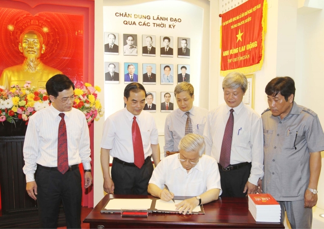Vĩnh biệt nhà lãnh đạo mẫu mực người thường xuyên quan tâm chỉ đạo hoạt động báo chí