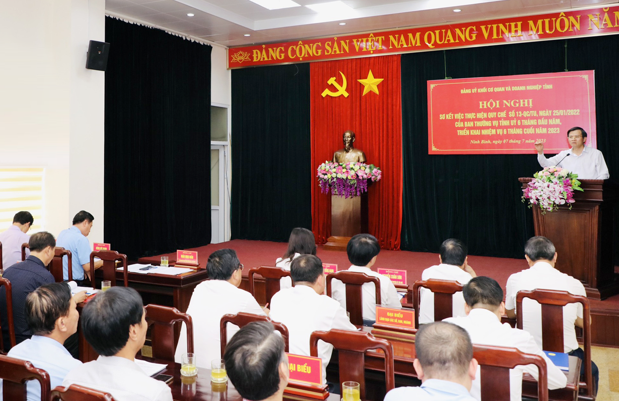 Emagazine Chú trọng phát triển Đảng trong doanh nghiệp ngoài khu vực Nhà nước