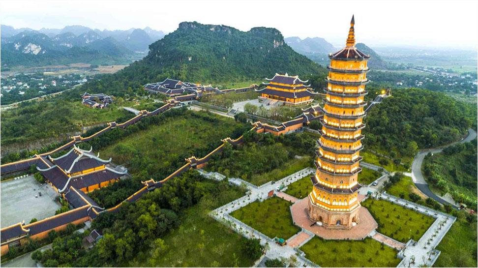 Trải nghiệm tour du lịch Ninh Bình cùng Asia Legend của du khách quốc tế QC