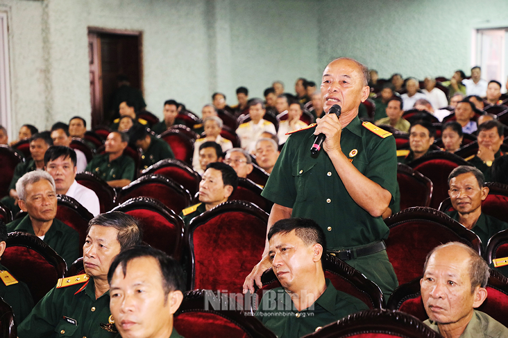 Thường trực Hội Cựu chiến binh tỉnh đối thoại với cán bộ Hội các cấp huyện Kim Sơn