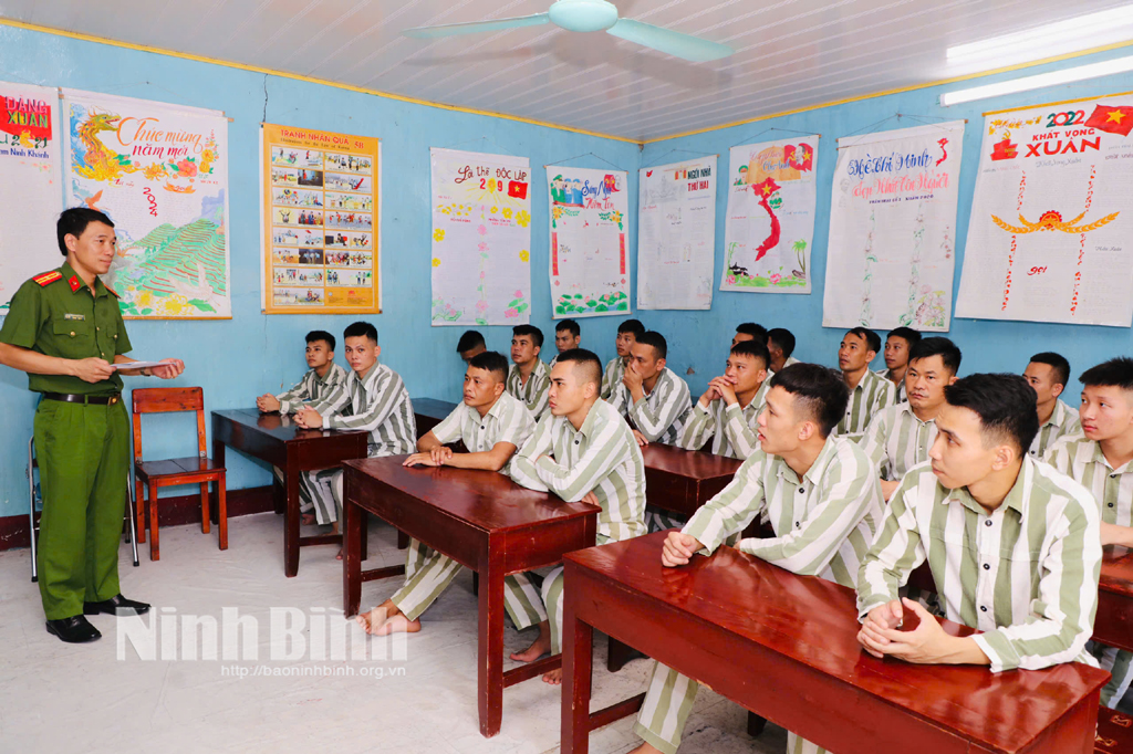 Ảnh Trước ngày đặc xá ở Trại giam Ninh Khánh
