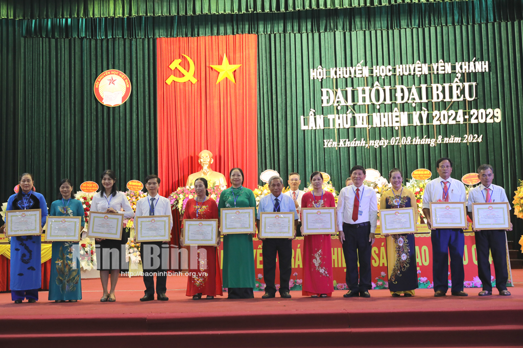Đại hội đại biểu Hội Khuyến học huyện Yên Khánh lần thứ VI